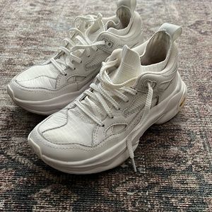 Brandblack White Chunky Sneaker Size 5.5